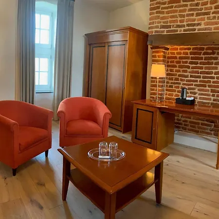 Hof De Draeck 3* טובן